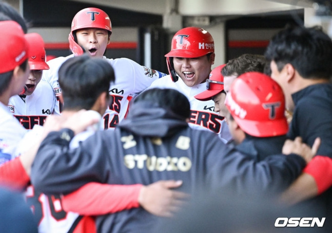 '김도영 부상 OUT' KIA 무섭다! 8회 8득점 대폭발→위기서 NC에 9-2 짜릿한 역전승 [광주 현장리뷰]