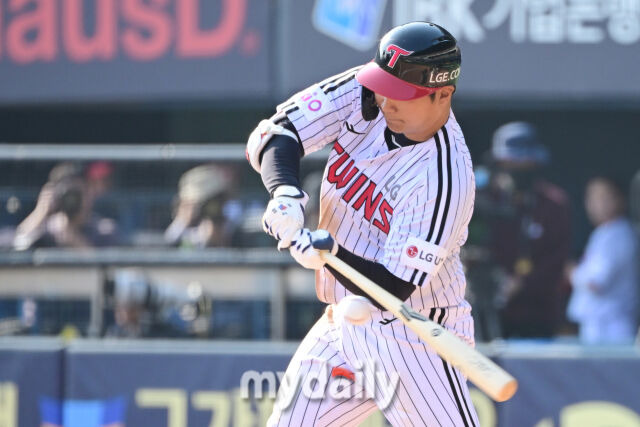 'KKKKKKKK' 이것이 ML 20승 투수의 클래스…'롯데 마운드 폭격' LG, 2만3750명 관중 앞 '개막전 완승' [MD잠실]