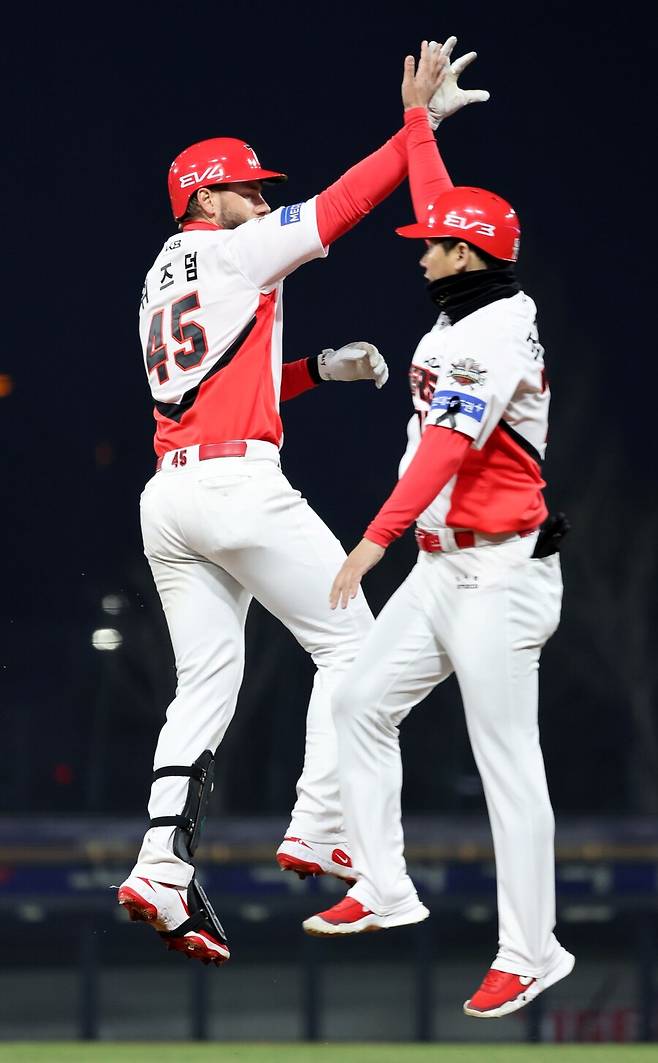 KIA 외국인 살벌하다, 80홈런 페이스라니… 진짜 45홈런 치나, 시작부터 역대 기록 정조준