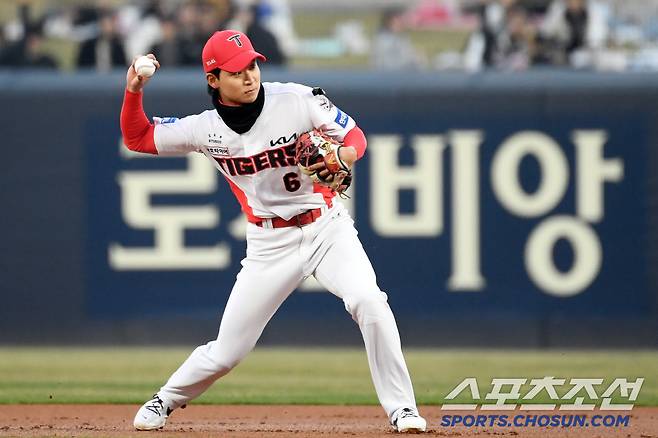 KIA 홍종표 '문책성 말소' → 꽃범호 엄중경고