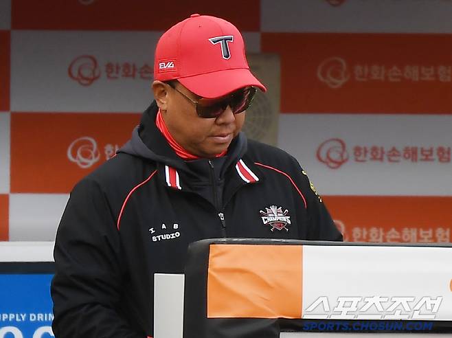 KIA 홍종표 '문책성 말소' → 꽃범호 엄중경고