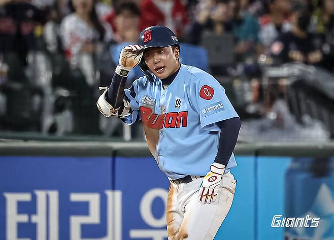 '50억 FA' 노진혁, '예비 FA' 박승욱도 해결 못한 롯데 유격수 고민, '04년생' 신예가 해답? OPS 1.583 무력 시위