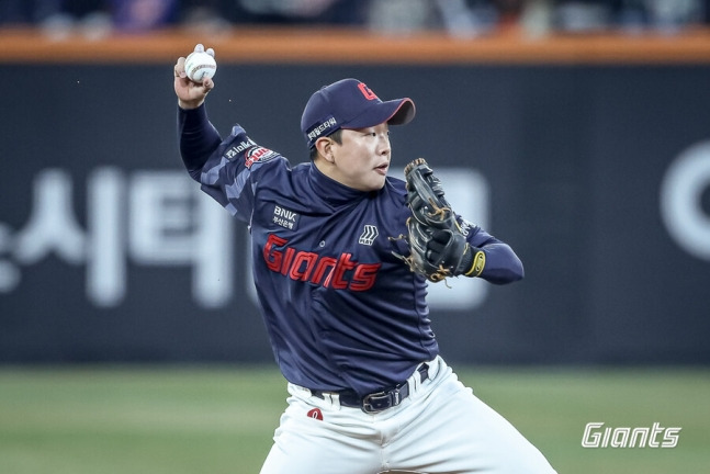 '50억 FA' 노진혁, '예비 FA' 박승욱도 해결 못한 롯데 유격수 고민, '04년생' 신예가 해답? OPS 1.583 무력 시위