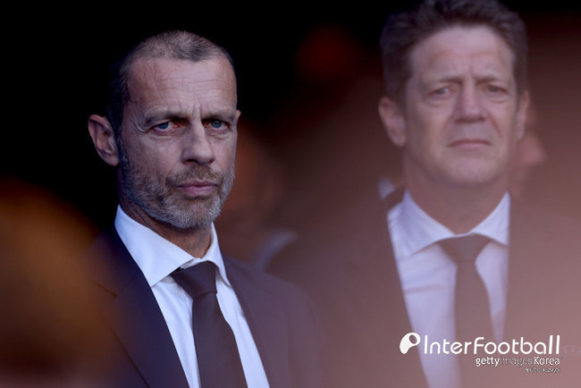 中축구 날벼락! 월드컵과 '영영' 작별↑...UEFA 회장