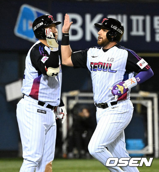 ‘패패패패패패패패승’ KIA전 8연패 악연 끊다…LG 거침없다, 문보경 4타점+김현수 3타점+송승기 데뷔 첫 승+장현식 1이닝 퍼펙트 [잠실 리뷰]