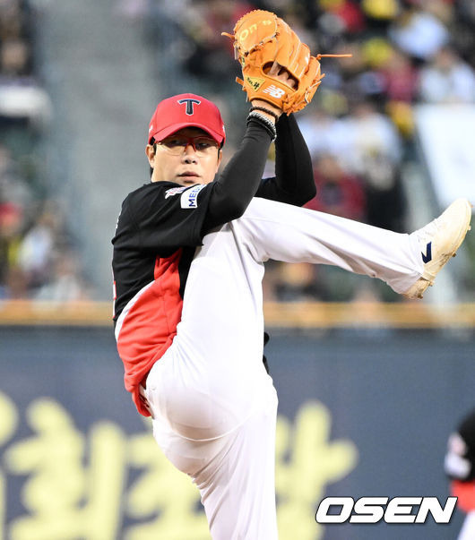 ‘문책성 2군행’ 감독이 공개 경고했는데…포구 실수, 중계 실수, 기록되지 않은 실책 ‘자멸’ 왜 이러나