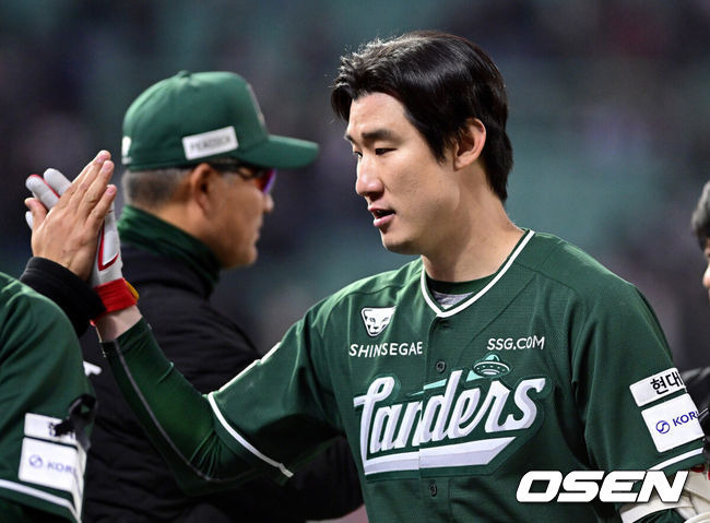 ‘대반전!’ 하위권 후보, LG 대항마 부상하나…11회 극적 끝내기→단독 2위 사수 “오태곤이 이끈 승리” [오!쎈 인천]