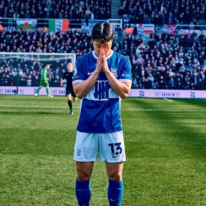 백승호 미쳤다! 버밍엄 ‘150년’ 최초 역사의 중심에 당당히 ‘우뚝!’···3부리그 탈출 임박+리그 우승도 확정적!