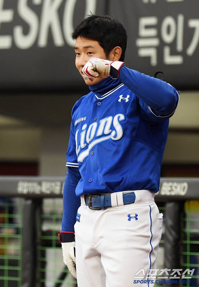 '고교야구 시절로 돌아간 김지찬?' 최지민 엉뚱한 행동에 웃음 터진 사연...'유쾌한 신경전'[광주현장]