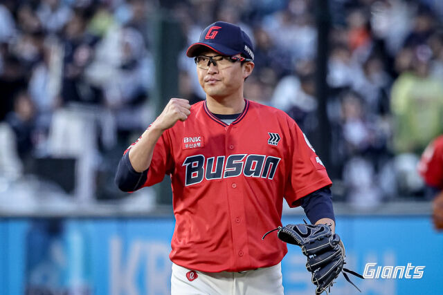 '13점차' 역전패 완벽 설욕→5위 탈환! 김태형 감독