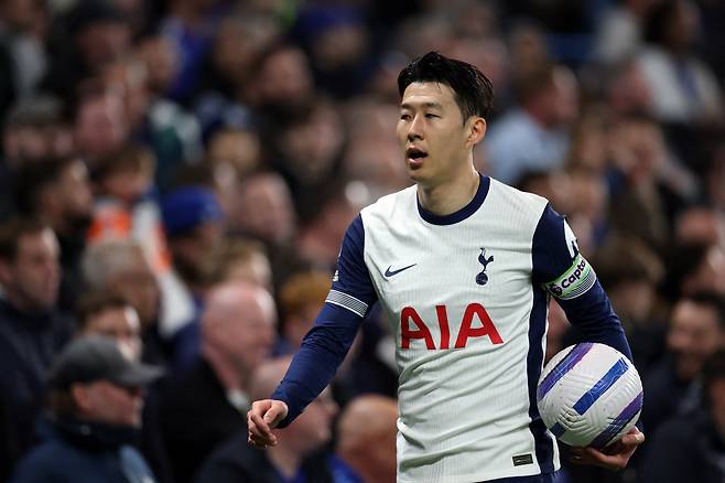 '손흥민 이름 삭제' 갑자기 명단 제외...'뛰어봤자 의미 없는 EPL 'UEL 우승 집중'