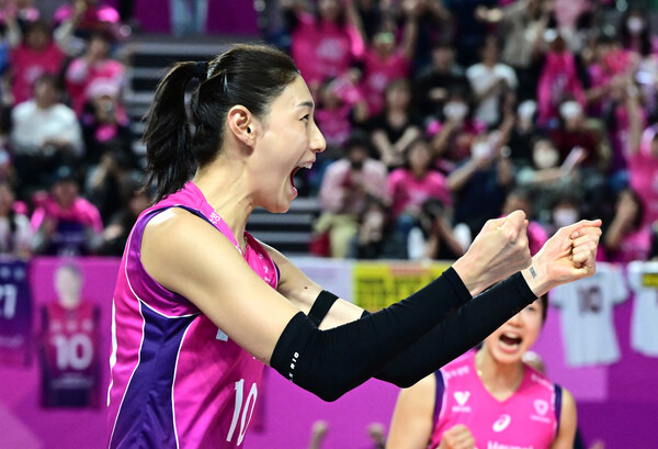 '인도네시아 김연경' 메가, 우상을 넘기엔 한 끗이 부족했다[女챔프전5]