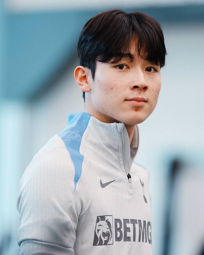 ‘韓 최고 재능’ 양민혁 초비상! 상상하지도 못했던 위기 발생...QPR '3부 강등' 추락 걱정