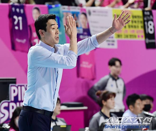 우승에 한끗 모자랐던 고희진 감독의 선수들 무한 사랑