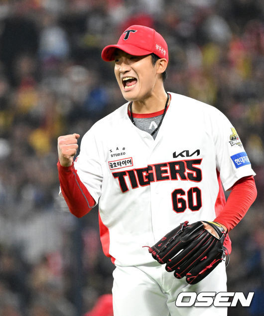 5선발? 토종 에이스 입니다...한화에서 온 보물, 춤추는 148km 패스트볼 'ERA 1.56 대활약'