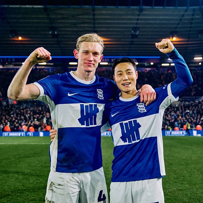 [오피셜]대한민국 축구 '중원의 사령관' EPL 진출 임박…한 시즌만 승격 확정→압도적 시즌 보냈다