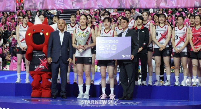 [인터뷰] '눈물 펑펑' 캡틴 염혜선