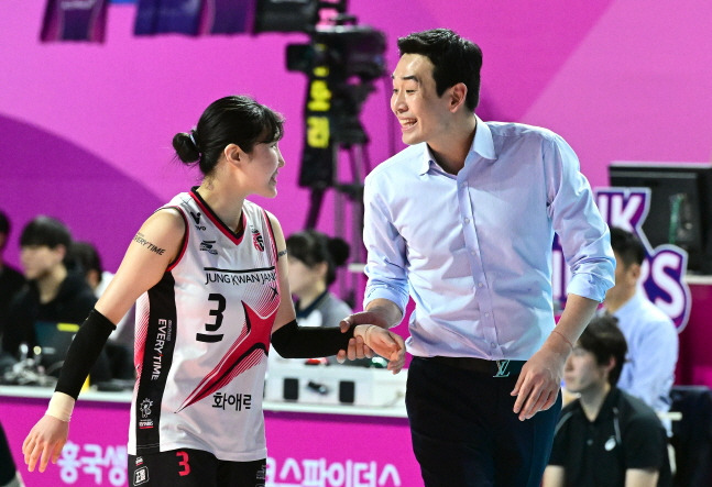 [인터뷰] '눈물 펑펑' 캡틴 염혜선