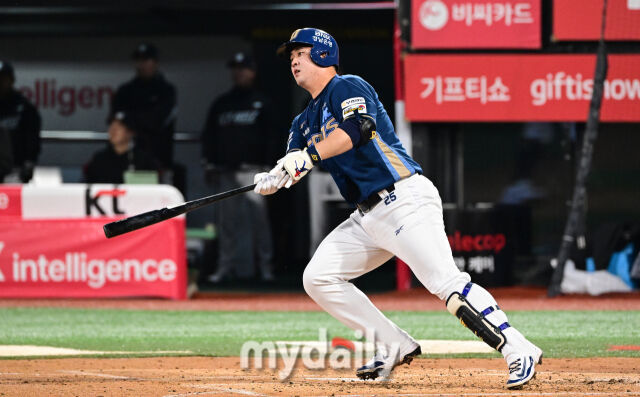 '에이스 부상 악재 극복' 6이닝 무실점 합작 철벽 불펜→홈런 쾅쾅... KT, NC 4-1 제압하며 2연승 [MD수원]