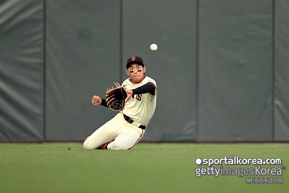 '경사 났네' 이정후, MLB.com이 꼽은 '올 시즌 초 최고의 활약 6人' 선정...