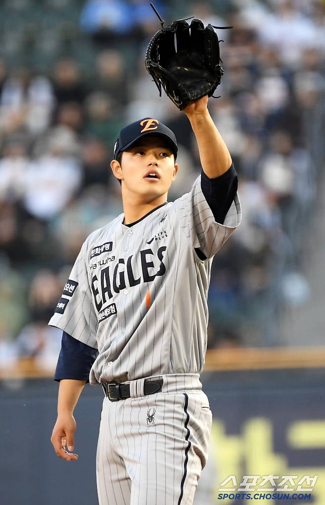 159㎞ 쾅! 4회에도 압도적 피칭…5회 등판 불발 이유 있었다