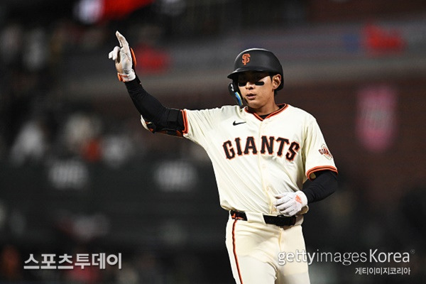 3안타 친 이정후, 현지 매체에서 극찬 쏟아졌다…