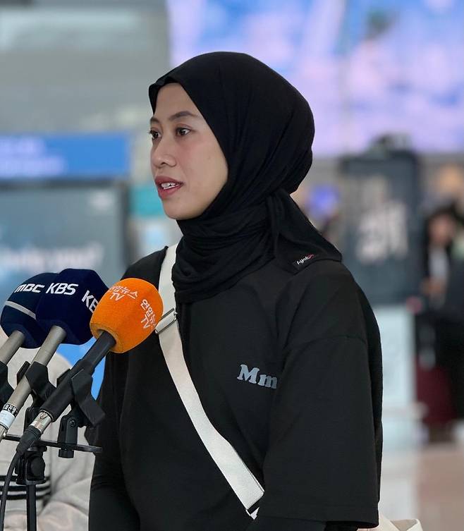 '정관장과 결별' 메가 출국…
