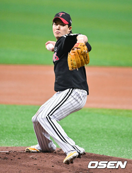 ‘미쳤다, 1이닝 9구 KKK’ 임찬규, 무결점 이닝 괴력…KBO 역대 10번째 대기록