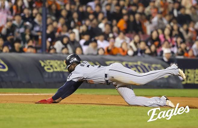 '한화가 두산 또 잡았다' 문현빈 4안타+와이스 156km 첫승 하모니…팀 타율 10위 13안타 대반란 [잠실 게임노트]