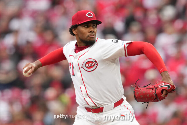 이정후에게 안타 맞고 완봉 날린 에이스→MLB 투수 파워랭킹서 당당히 1위