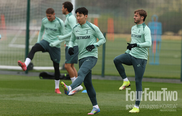 토트넘 이길 확률은? 축구 통계 매체, UEL 16강 1차전 승자로 토트넘 지목했다...“52.3%”