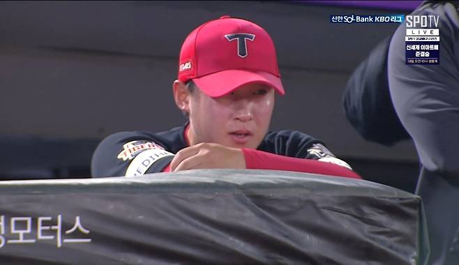 '1이닝 6실점' 아기 호랑이, 눈물 펑펑…'15일' 만에 등판, 역시 극복할 수 없었나 [사직 현장]