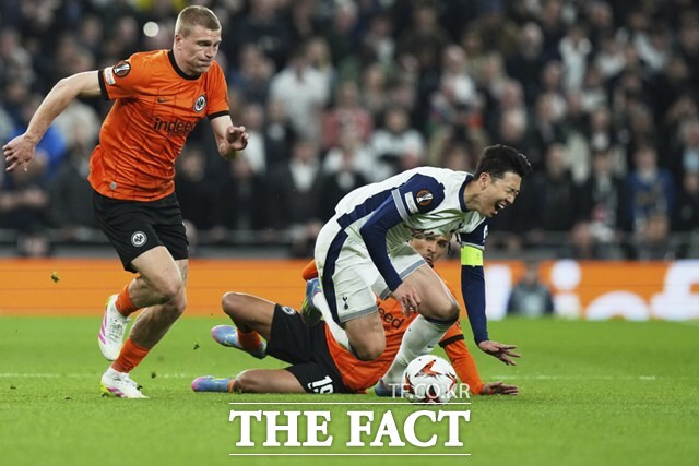 '손흥민 79분' 토트넘, 獨 프랑크푸르트와 UEL 8강 1차전 1-1