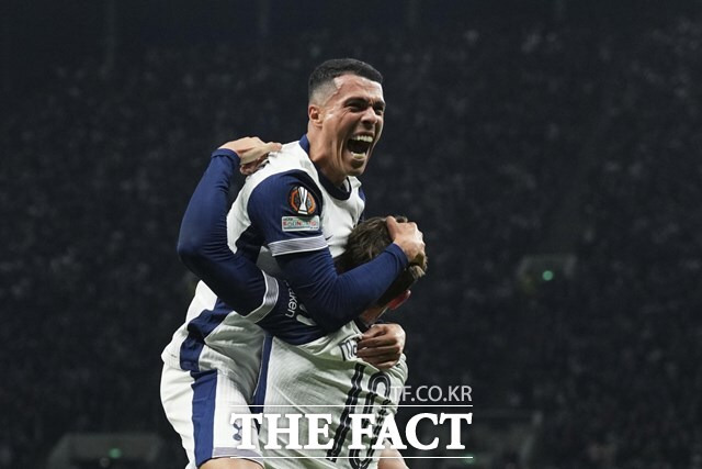 '손흥민 79분' 토트넘, 獨 프랑크푸르트와 UEL 8강 1차전 1-1