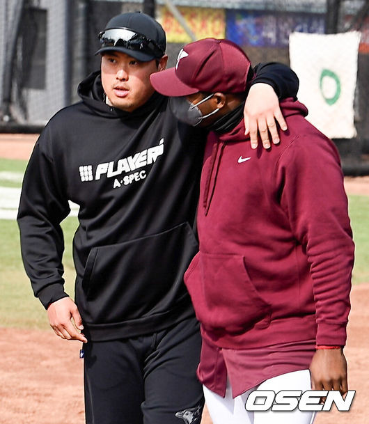 다저스 열광시킨 데 엊그제 같은데…한국서 다시 만날 줄이야, 류현진-푸이그 6년 만에 맞대결
