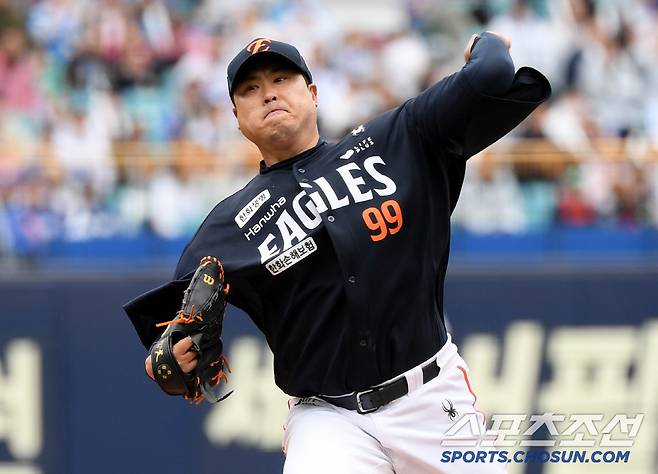 3G 타율 0.301→35년 만에 도루 기록까지…6년 만에 절친 맞대결, '크라이' 끝낼까