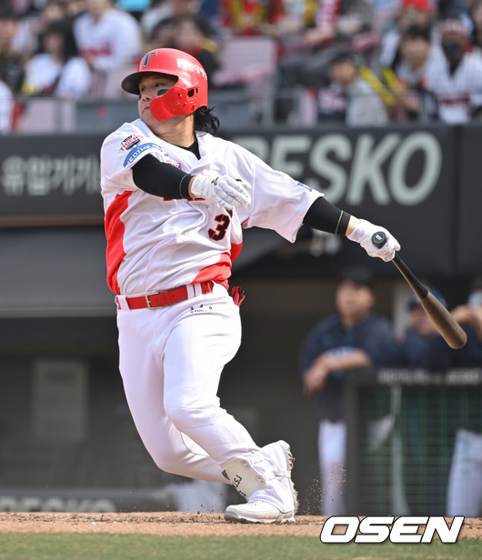 3주 진단이라는데 펑고 받고 타격까지...김선빈 종아리 크게 호전