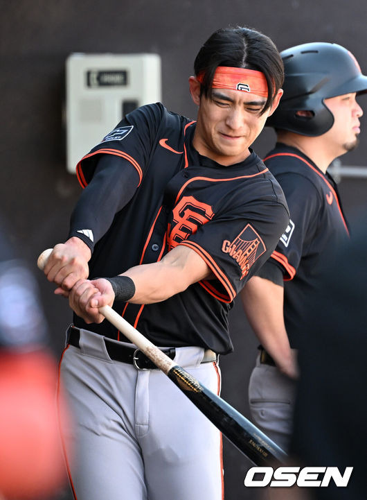 日매체, 국내 언론의 이정후 호평에 ‘손바닥 뒤집기식 칭찬’ 비아냥