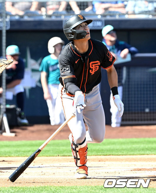 日매체, 국내 언론의 이정후 호평에 ‘손바닥 뒤집기식 칭찬’ 비아냥