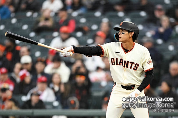 韓 빅리거가 MLB 역대 1위 기록 넘본다! 이정후, 60홈런보다 어려운 대기록 도전...94년만에 신기록 탄생할까