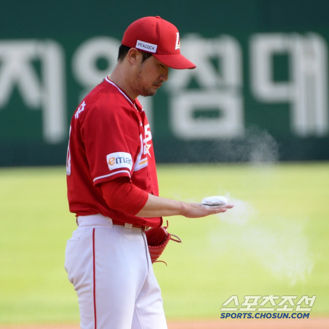 '타구에 전완근 강타→긴급 교체' 사과하러 달려온 타자 오히려 감쌌다[광주 현장]