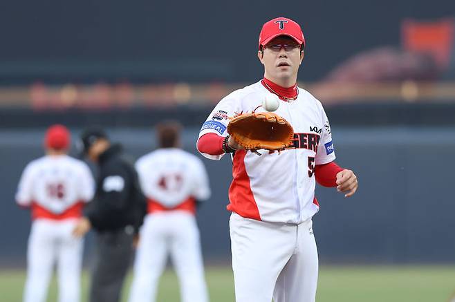 KIA '대투수' 양현종, 시즌 4번째 경기까지 '무승'…통산 180승 불발