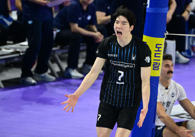 '흥국생명 우승 멤버' 이고은-정윤주, 여자배구 국가대표 발탁…허수봉-임성진-임동혁-황택의, 라미레즈호 이름 올려