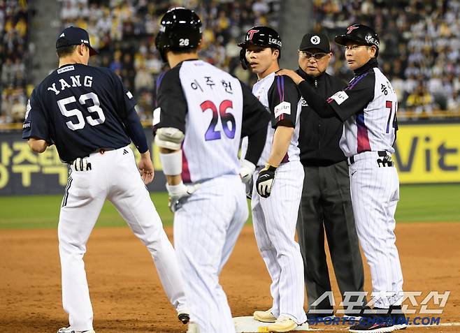 염갈량 '배치기' 퇴장 사태의 이유...