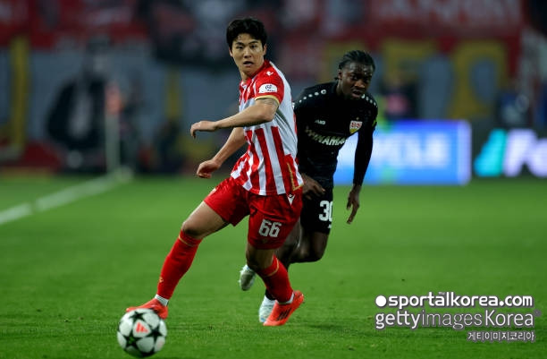 '러브콜 폭발!' 한국 역사상 이런 선수가 있었나...수비수가 유럽서 24경기 6골 3도움→그럼에도 이적 불가 왜?