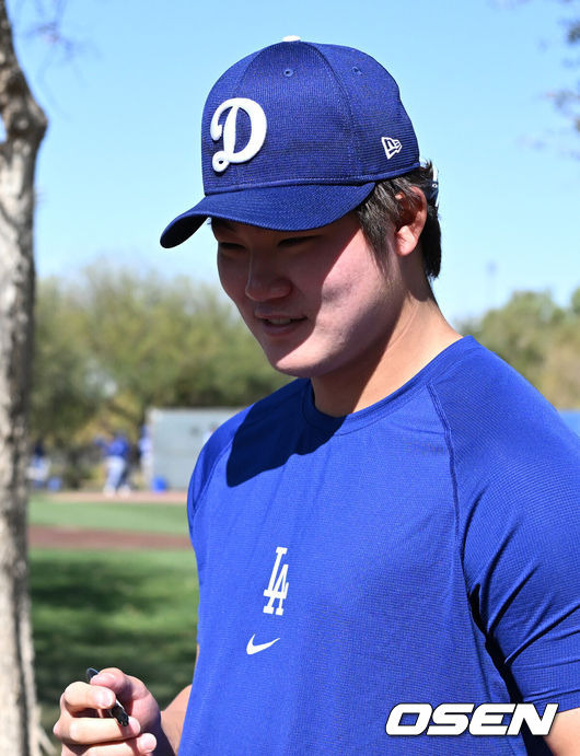 한 이닝에 사사구 6개라니, WBC 대표팀 후보인데…한국산 다저스 특급 유망주, 3연속 밀어내기 난조