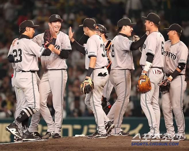 오타니에 초구 커브 홈런 맞더니…눈물 글썽이며 3경기 만에 2군행 요미우리 에이스, 개막전 선발이 2패-ERA 11.12[민창기의 일본야구]