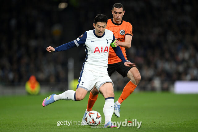 '토트넘에서 상상도 할 수 없었던 일이 발생했다'…결승골 노린 순간 손흥민 교체 아웃 '잔혹한 현실'
