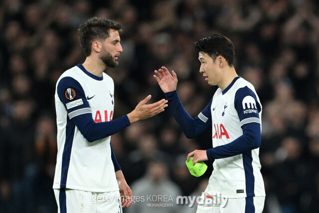 '토트넘에서 상상도 할 수 없었던 일이 발생했다'…결승골 노린 순간 손흥민 교체 아웃 '잔혹한 현실'