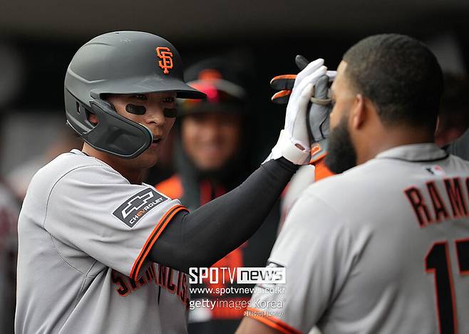 이정후, 마침내 시즌 1호포 터졌다…ML 87승 투수에 3점홈런 폭발